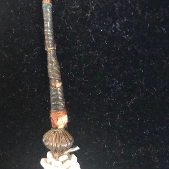 Ethnic Afghan style silver and white bead necklace - Picture 10 of 11